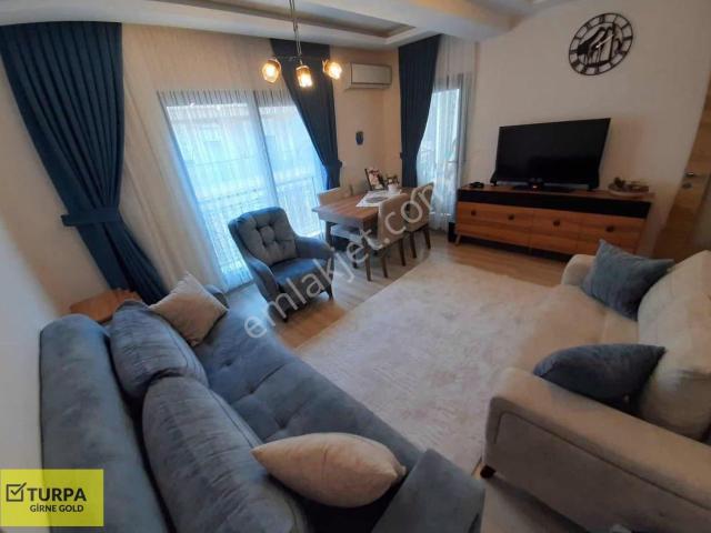 Karşıyaka Dedebaşı'nda 2+1 Satılık Daire