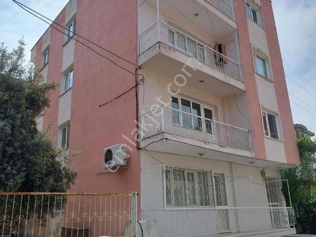 Karşıyaka Elit Sitesi Bakımlı 2+1 110m2 Büyük Kiralık Daire Kanıt Emlaktan