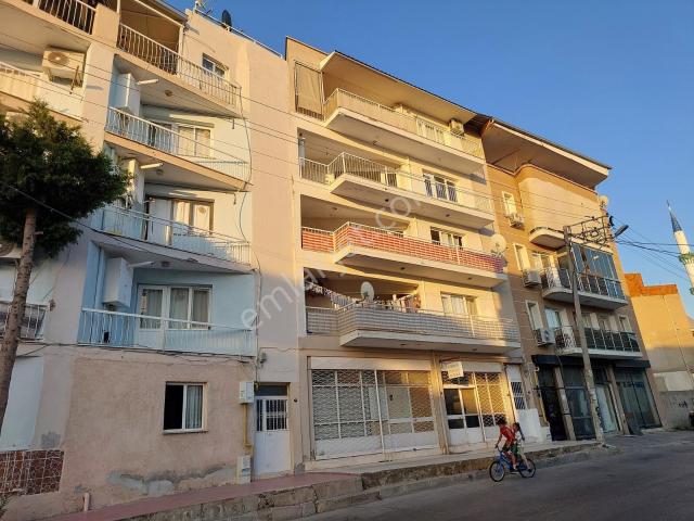 Karşıyaka İnönü Mah.deniz Manzaralı Kiralık Boş Daire Kanıt Emla