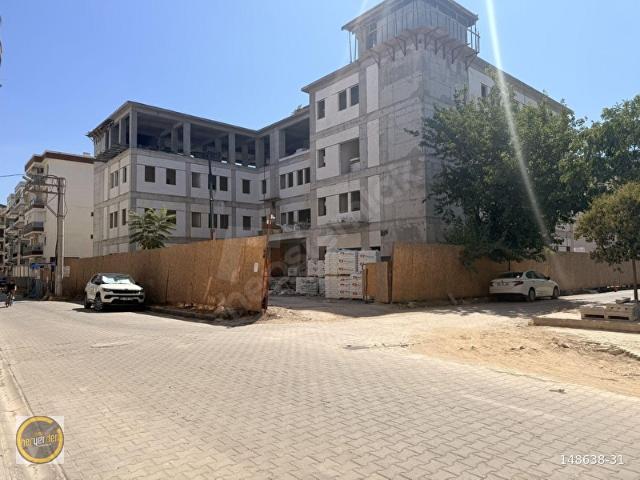 Karşıyaka İlçe Sağlık Müdürlüğü yanı devren kiralık dükkan