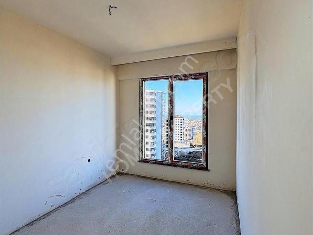 Karşıyaka Mah.3+1 140m2 Geniş Teras Balkon &panaromik Manzaralı