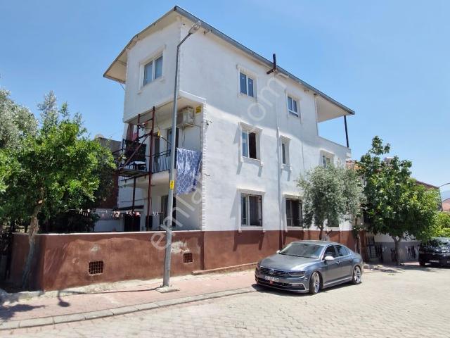 Karşıyaka Mh De Koçtaş Arkasında Satılık Komple Bina
