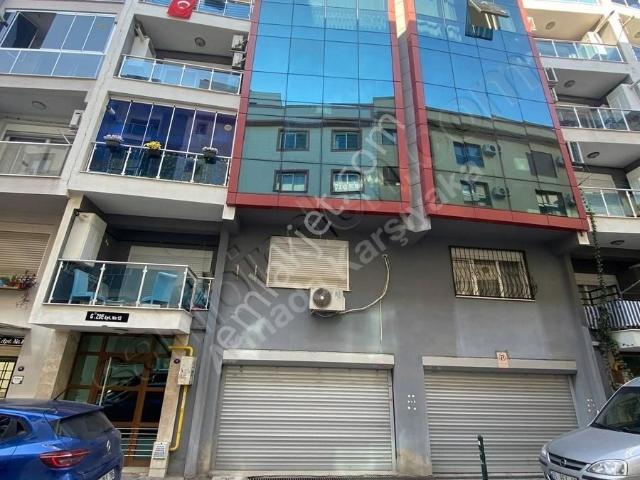 Karşıyaka Örnekköy Mahallesinde 4+1 Dubleks Satılık Daire