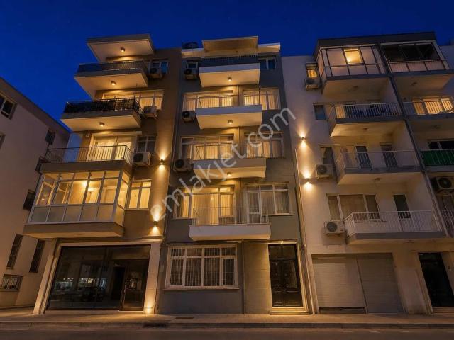 Karşıyaka Sahil Tramvay İzban Y.tadilatlı 2+1 Satılık Boş Daire