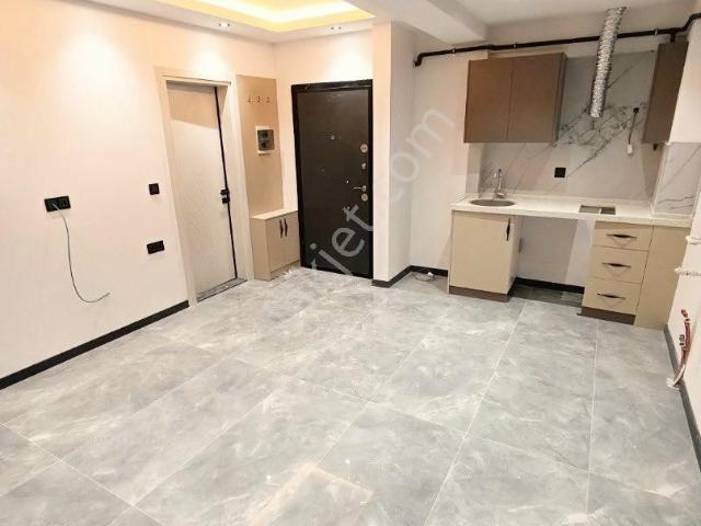 Karahasanlıda Kira Getirisi Yüksek Sehir Hastanesine 200m Apart