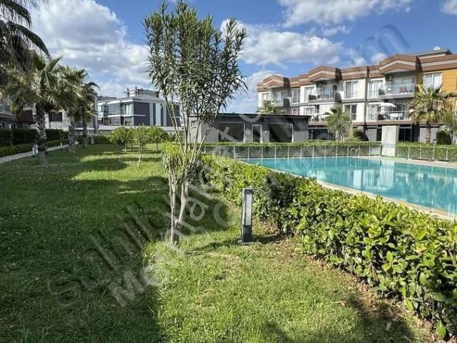 Karaalı'de Havuz Manzaralı 2+1 Satılık Dairemiz