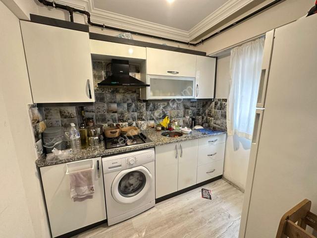 Karaali Mahallesi 2+1 80 M2 4 Katlının 2 Katı Kombi Dogal Gazlı