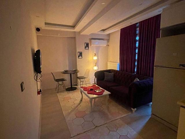 KARABAĞLAR MERKEZDE GÜNLÜK KİRALIK APART