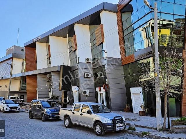 Karabağlar Bld. Dibinde 193m2 Prestijli 2 Katlı Kiralık Ofis