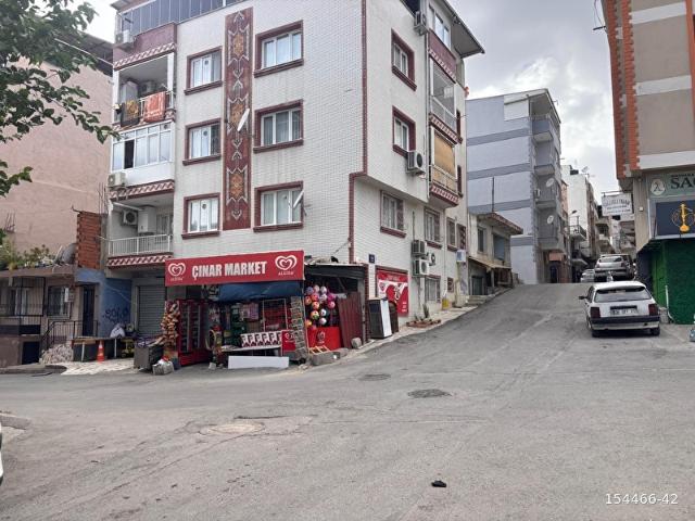 Karabağlar Bozyaka Mahallesinde 3+1 Arakat Daire