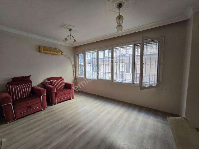 Karabağlar Esenlik Mh Kiralık Daire