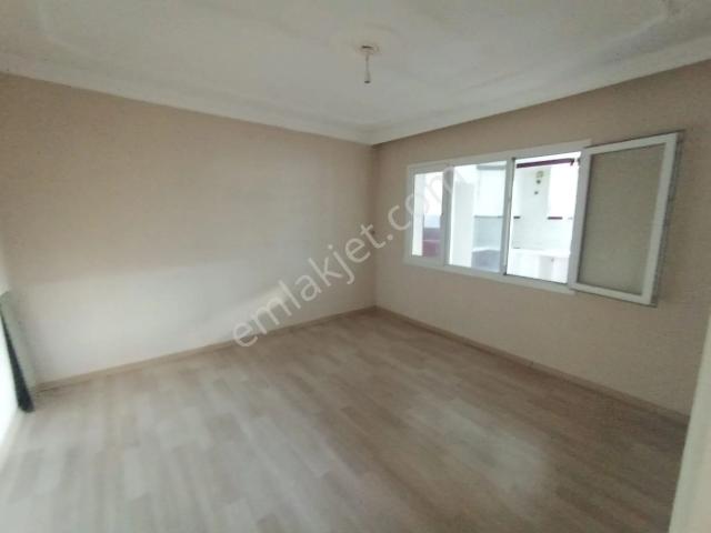 Karabağlar Eserkent Merkezde 120 M2 3+1 Kiralık Daire