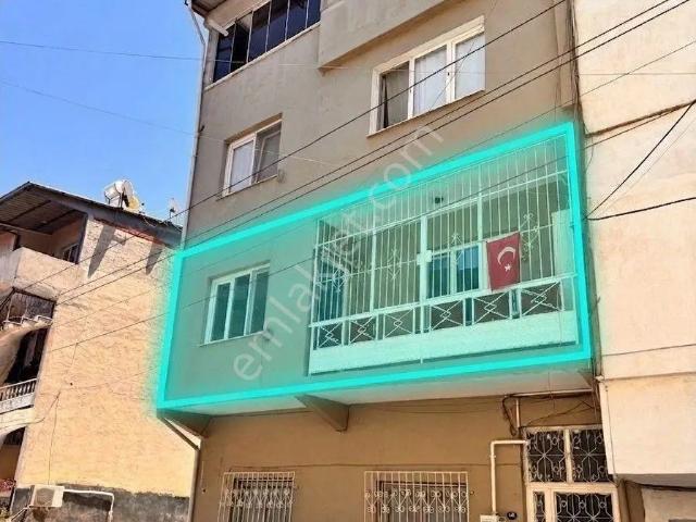 Karabağlar Karabağlar Mah Satılık 2+1 Ara Kat