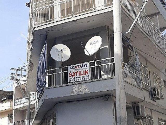 KARABAGLAR SARIYER MAHALLESİDE SATILIK 2+1 TERAS KAT DAİRE