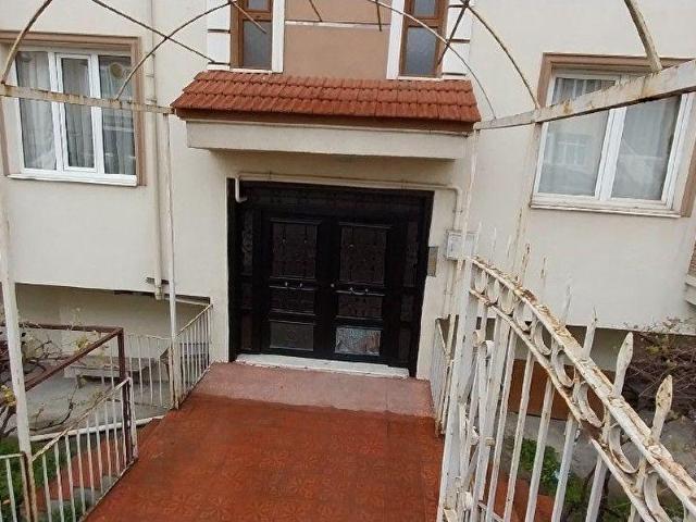 Karabük İli Merkez İlçesi 5000 Evler cumhuriyet Mahallesinde Satılık 3+1 Daire