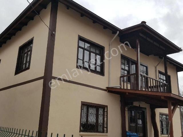 Karabük Safranbolu Yaziköy De İçi Yapili Müstakil Ev