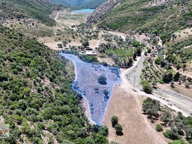 Karaburun Bozköyde 5.521 m2 Satılık Tarla