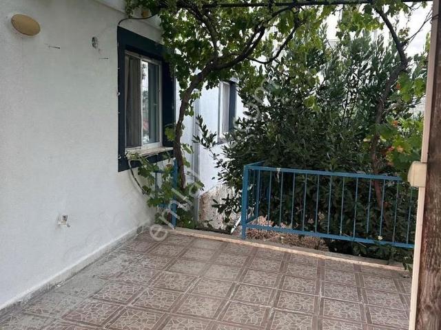 Karagedik'de Deniz Manzarli Müstakil Girisli Esyali 2+1 Daire