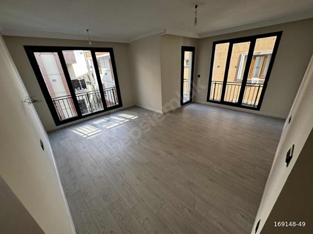 KARADOLAP METRO 2 DK SIFIR K.OTOPARK 1.KAT 3+1 130m2 11.550.000T