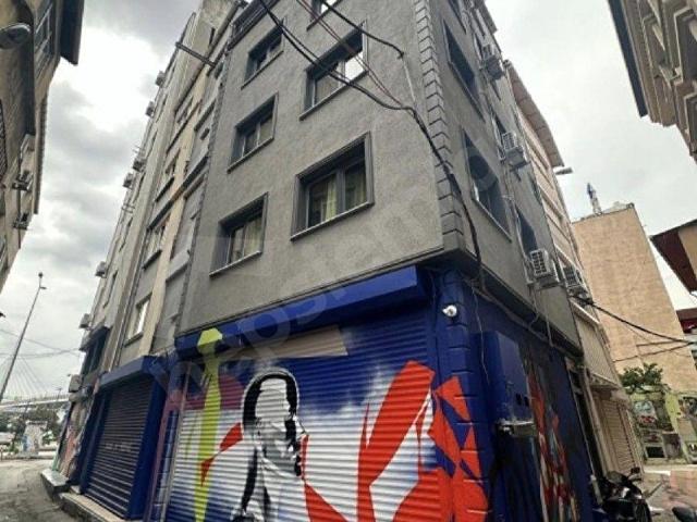 KARAKÖY PERŞEMBE PAZARI CADDEYE 3. SATILIK BİNA