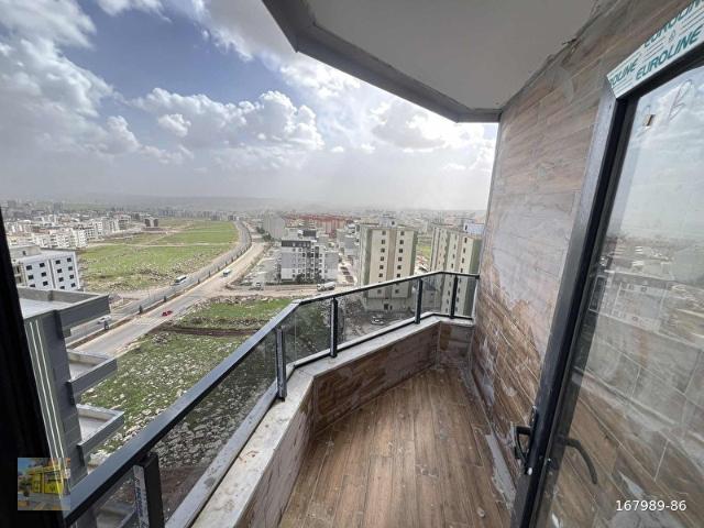 KARAKÖPRÜ SEYRANTEPEDE FIRSAT DAİRE!