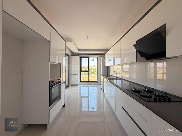 KARAKAYA EMLAK'TAN ŞENTEPE'DE 4+1 SIFIR ARA KAT DAİRE
