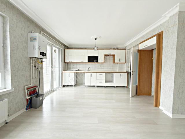 Karakaya Mah. Cadde Arkası Park Manzralı 3+1 Satılk Daire