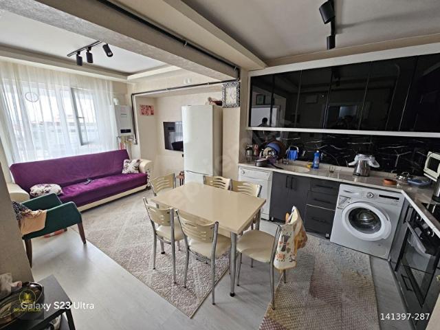 KARAKAYA MAHALLESİNDE YATIRIMLIK 1+1 SATILIK SIFIR DAİRE