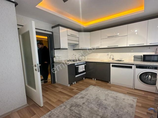 Karakaya'da Yeni Binada 3+1 Kiralık Daire