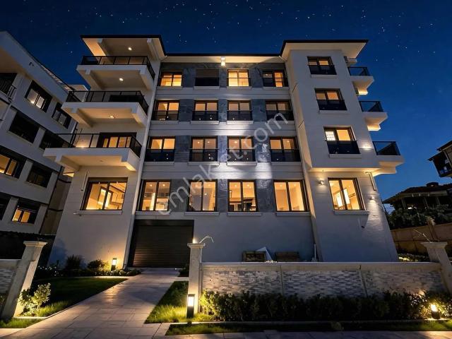 Karakayalar'da 2+1 Havuzlu Arakat Sıfır Daire