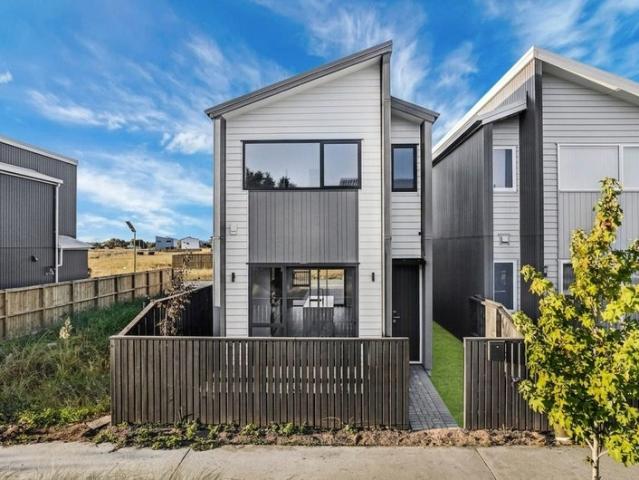 karaka, 3 bedrooms