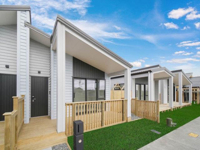 karaka, 3 bedrooms
