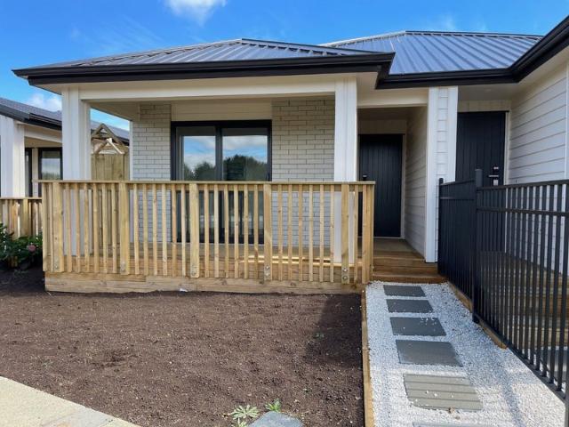 karaka, 3 bedrooms