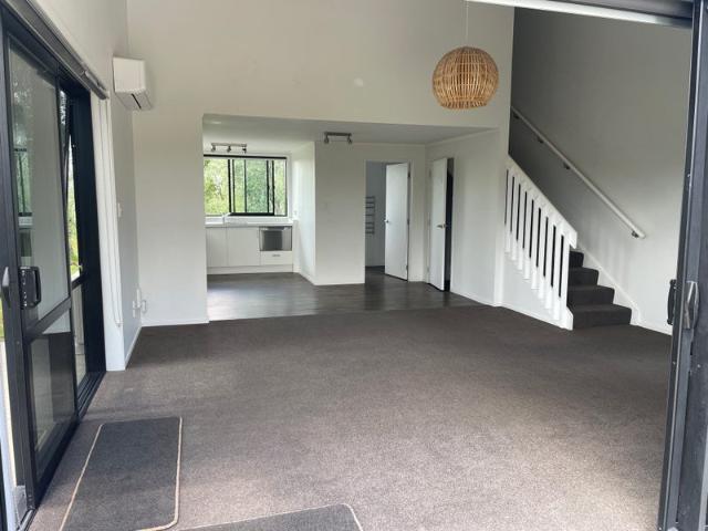 karaka, 1 bedroom