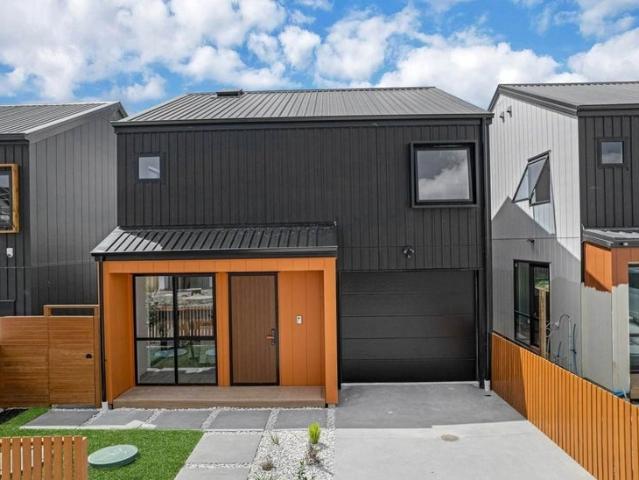 karaka, 4 bedrooms