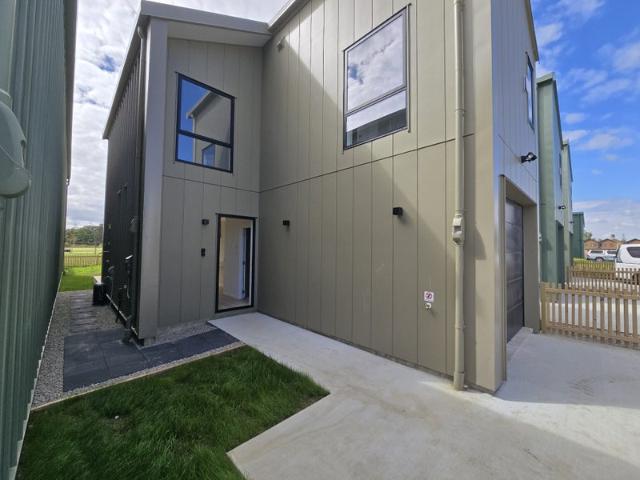 karaka, 4 bedrooms