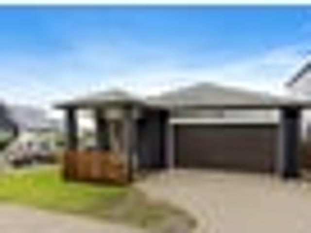 Karaka, 4 bedrooms, $825 pw