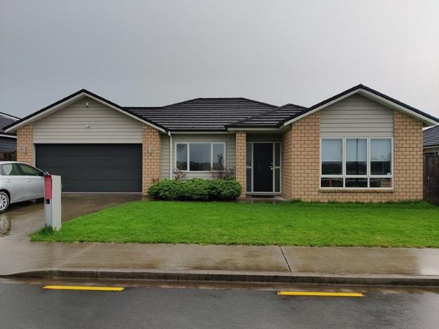 karaka, 4 bedrooms