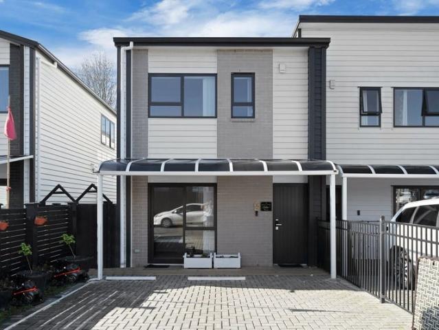 karaka, 4 bedrooms