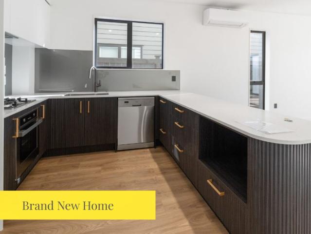 karaka, 5 bedrooms
