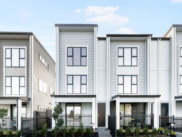 karaka, 5 bedrooms