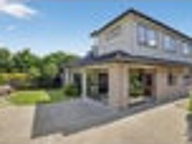 Karaka, 5 bedrooms, $980 pw
