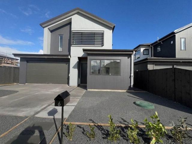 karaka, 5 bedrooms
