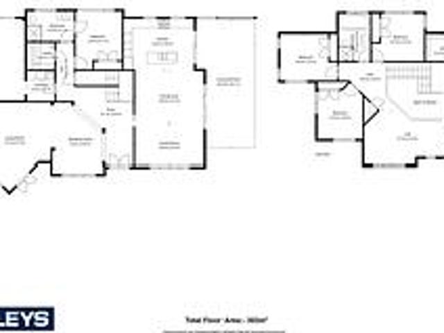 Karaka Harbourside Substantial family home!