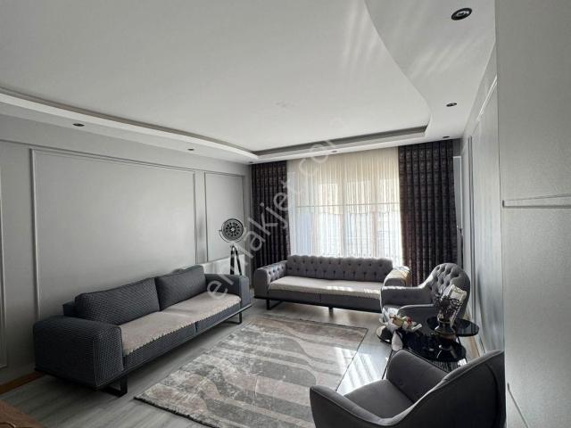 Karakaş Mahallesinde Satılık 4+1 Dubleks Daire