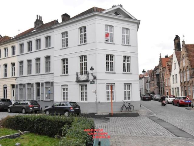 Karaktervol hoekappartement met 2 slaapkamers