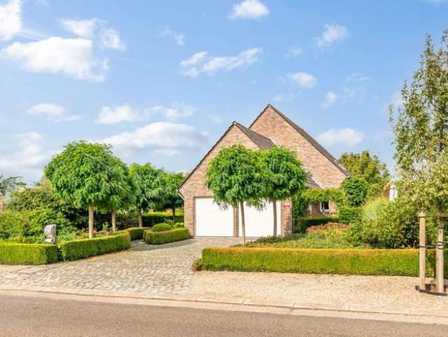 Karaktervolle woning te koop in Heusden