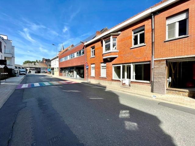 Karaktervolle woning met 3 slaapkamers in centrum Desselgem!