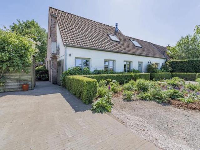 Karaktervolle woning op landelijke locatie