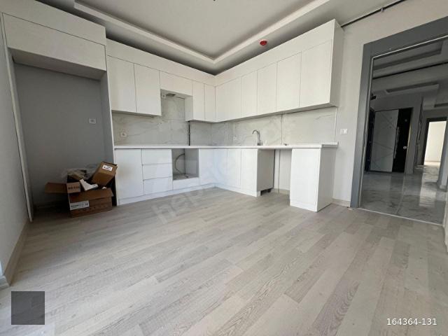 KARAHÖYÜK CADDE ÜZERİ ULTRA LÜX ARA KAT 3+1 SİTE DAİRESİ